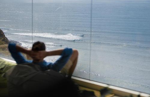 Bajamar Apartment | Oceanfront Waves Nest - Bajamar with Pool & Scenic Views