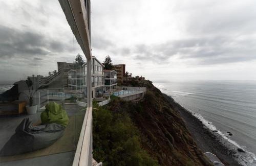 Bajamar Apartment | Oceanfront Waves Nest - Bajamar with Pool & Scenic Views