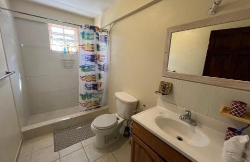 Argyle Apartment | Oceanfront Waves Villa Guesthouse - A 4-Star Retreat