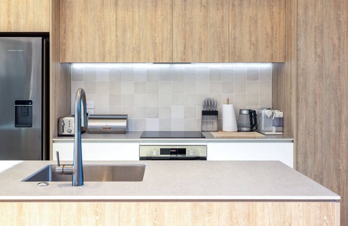 Onetangi House | Coastal Retreat at Wavesong - Pet-Friendly & Oceanfront