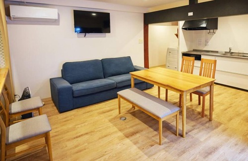 Shirakawa Apartment | Discover WAY SHIRAKAWAGO: Private Parking & Family-Friendly
