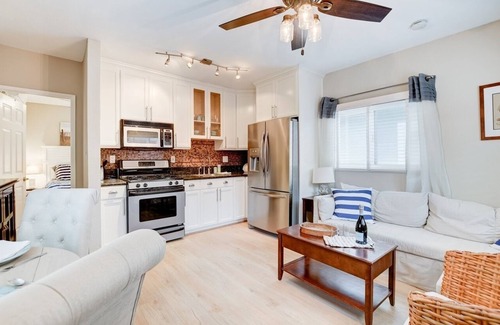 Ocean Beach Cottage | Cozy Waypoint Cottage Just Steps from the Beach!