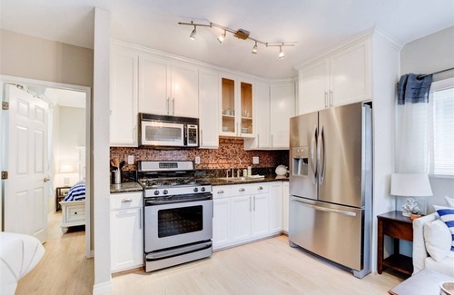 Ocean Beach Cottage | Cozy Waypoint Cottage Just Steps from the Beach!