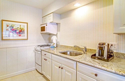Golden Rectangle Hotel | Elegant Wayside Inn: Rated 9.2 with Family-Friendly Amenities