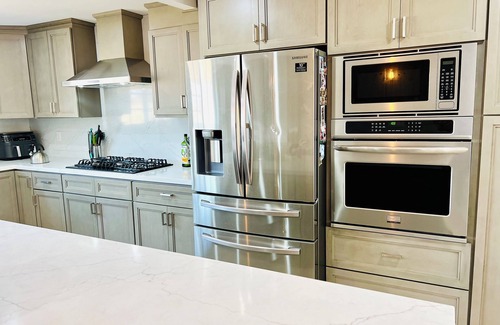Rancho Cucamonga House | Discover Wayside Vineyard: A Hidden Gem Awaits You
