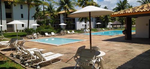 Olivenca Apartment | Oceanfront Apto Condomínio Jubiabá with Pool & Hot Tub