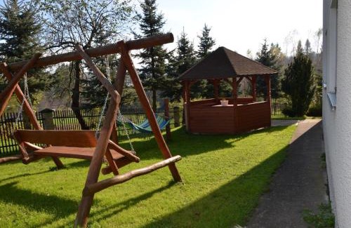 Ryglice House | Family-Friendly Retreat for All Ages with Great Amenities