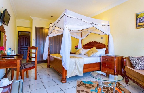 Ruiru House | Urban Escape: Where Nature Meets City Comfort