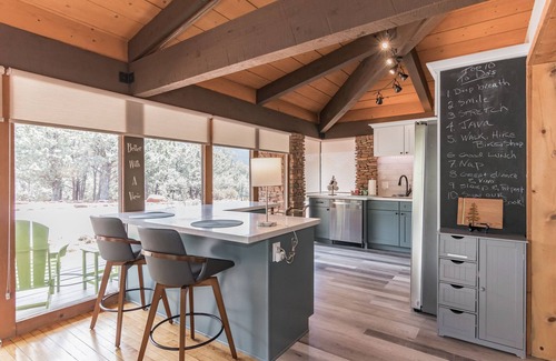 Pine Cabin | We Got Elk! How 'bout You? And Hiking Access too!