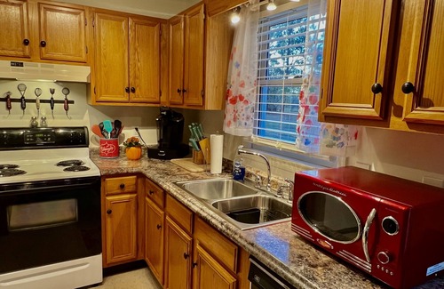 Aiken Apartment | Explore We Love Short & Long Term: 10/10 Rated Getaway