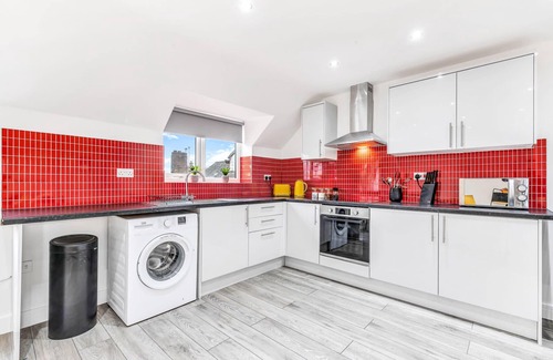 Loughborough Apartment | Family-Friendly Stay at Baxter Gate 2 Bedroom Duplex