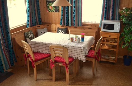 Userin House | Experience Serene Stays at Lake Userin with Ocean Views