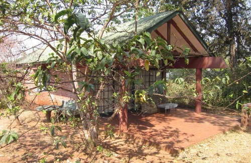 Harare Bed & Breakfast | Inviting Weaver Cottages: Pet-Friendly Retreat with Breakfast