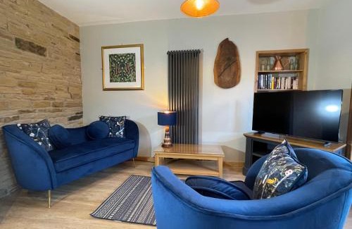 Skipton Apartment | Weavers Rest - New Boutique Retreat in Central Skipton with Parking