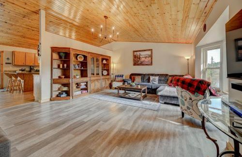 Spring Valley House | Webbel Alliance Basecamp: Family-Friendly Galactic Retreat