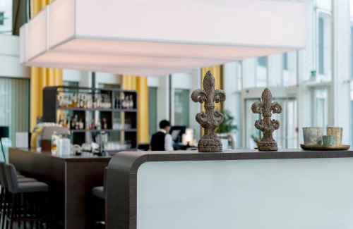 Huttrop Hotel | Discover Webers - Das Hotel im Ruhrturm with Pool & Pets