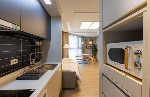 Jung-gu Apartment | Discover Wecostay Chungmuro: Family-Friendly Retreat