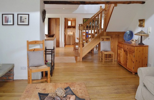 Mobberley Cottage | Charming Barn Retreat in Scenic Cheshire Countryside