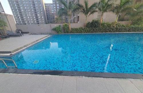 Surat Apartment | Weekend Retreat: Family-Friendly with Pool & Breakfast