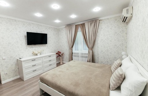 Rostov-on-Don Hotel | Relaxing Weekend Country Club with Pool and Breakfast