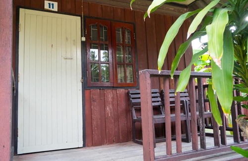 Lamai City Center Hotel | Budget-Friendly Weekender Bungalow with Great Reviews