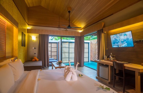 Lamai City Center Resort | Relaxing Weekender Resort with Pool and Ocean View