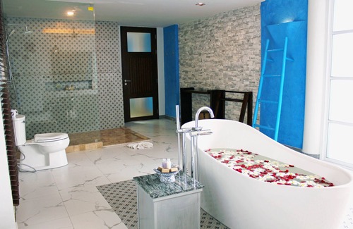 Lamai City Center Resort | Relaxing Weekender Resort with Pool and Ocean View