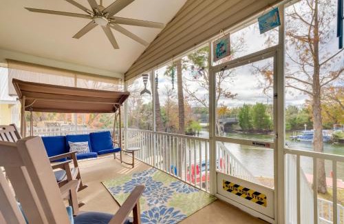 Weeki Wachee Gardens House | Family-Friendly Weeki Wachee River Home Near the Park
