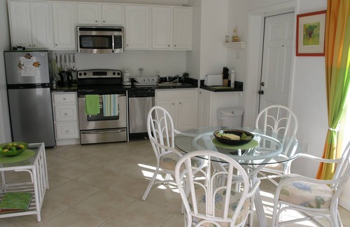 Kittian Village Apartment | Beachfront Condo with Pool & Spa - Guest Rated 9.4/10