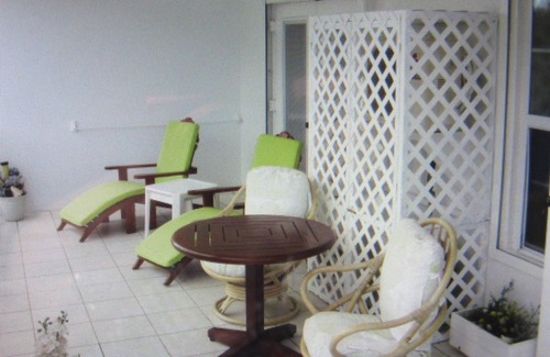 Kittian Village Apartment | Beachfront Condo with Pool & Spa - Guest Rated 9.4/10