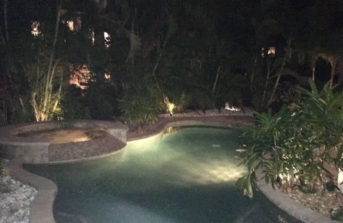 Holmes Beach House | Beachfront Paradise with Private Pool & Spa - Guest Rated 10/10