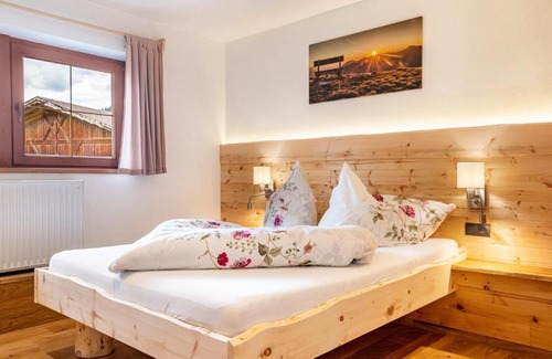 Feldthurns Apartment | Pet-Friendly Wegscheiderhof Apt with Garden Features