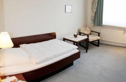 Region Hannover District Hotel | Welcoming Wehrmann-Blume: Family-Friendly with Dining Options