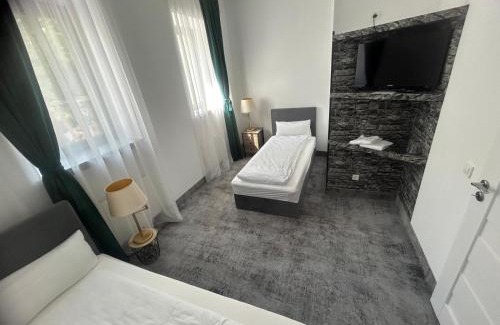 Plauen House | Discover the Welcoming Weißes Haus: Family-Friendly Retreat