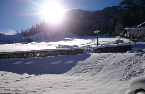 Sankt Veit im Pongau Apartment | Guest Rated 10/10 at Weidinghof with Family-Friendly Amenities