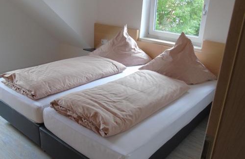Bretzfeld House | Family-Friendly Wein-Appartements Borth with Restaurant