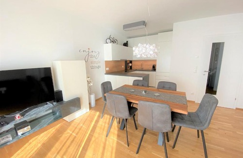 Wagna Apartment | Outstanding Wein Kultur Apartment in Flavia Solva