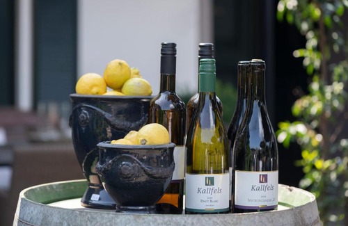 Krov House | Experience Wein und Landhaus Kallfels: Rated 9/10 Stay