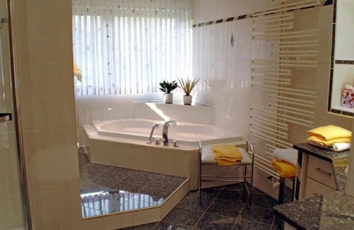 Punderich House | Experience Elegance at Wein & Wohngut Paulushof