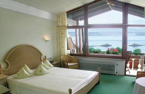 Hagnau House | Discover Weinberghof: Guest Rated 8.3/10 Experience