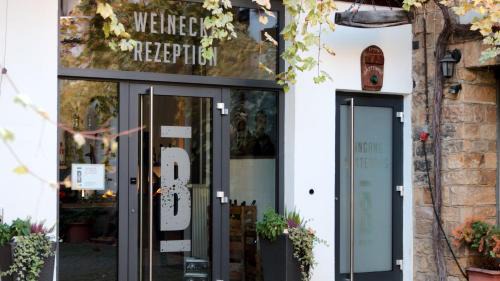 Mußbach House | Relax at Weingut-Gästehaus Buchert with Family-Friendly Amenities
