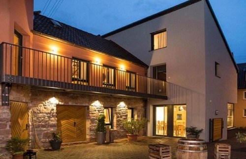 Triefenstein Hotel | Pet-Friendly Getaway at Weingut Blank with Great Reviews