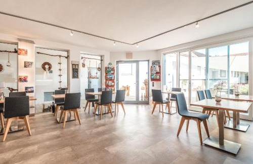 Jois House | Cozy Weingut Gästehaus D&D Haider with Breakfast Included