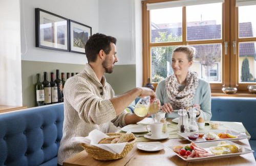 Goettlesbrunn-Arbesthal Bed & Breakfast | Guest Rated 10/10 at Weingut & Gästezimmer Edelmann