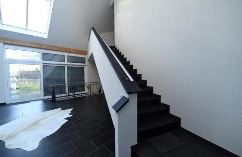 Kirsch Apartment | Child-Friendly Retreat at Weingut Heinen - Rated 9.2/10