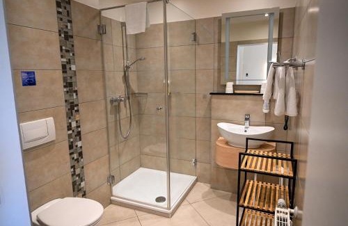 Worms Hotel | Charming Weingut Sandwiese Winzerhotel with Family Amenities
