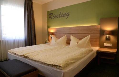 Cochem Hotel | Experience Comfort at Weinhaus Gräfen with Great Amenities