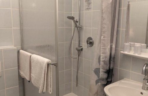 Pommern Hotel | Discover Weinhaus Henerichs with Well-Equipped Kitchen
