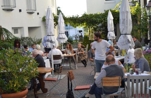 Reichenbach Hotel | Discover Weinhaus Steppe Hotel: Pet & Child Friendly Retreat