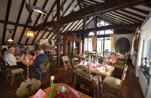 Reichenbach Hotel | Discover Weinhaus Steppe Hotel: Pet & Child Friendly Retreat